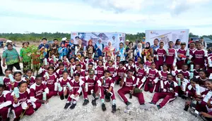 Ketum TP PKK Perkuat Sekolah Rakyat Lewat Bantuan ke Siswa dan Guru di Biak