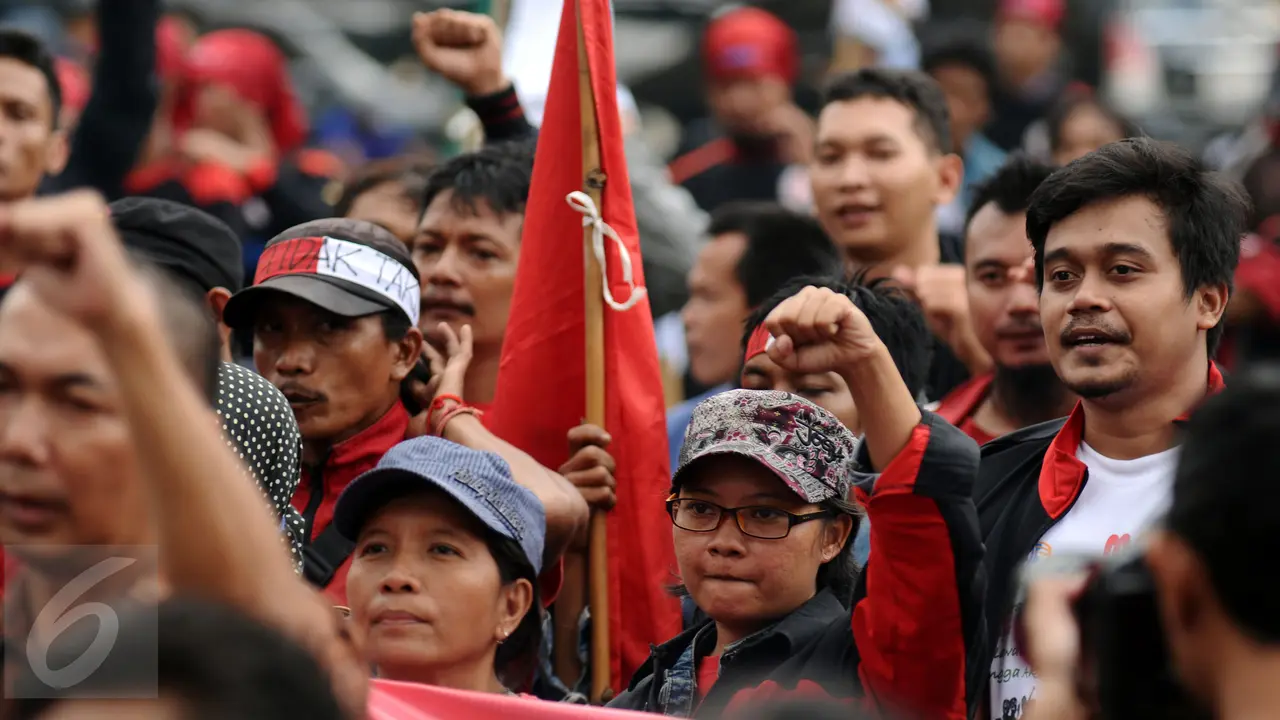 20160217-Ratusan Buruh Beraksi Tuntut Pencabutan Status Tersangka-Jakarta