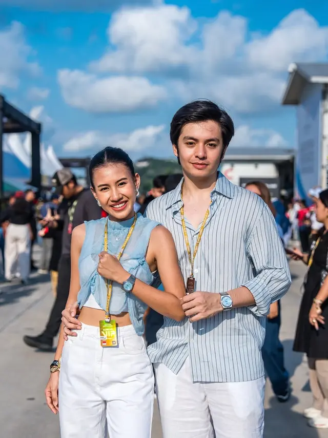 6 Gaya Kasual Angga Yunanda dan Shenina Cinnamon Nonton MotoGP di Mandalika