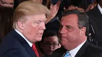 Chris Christie (kanan) adalah sekutu lama Presiden Trump. (AFP)