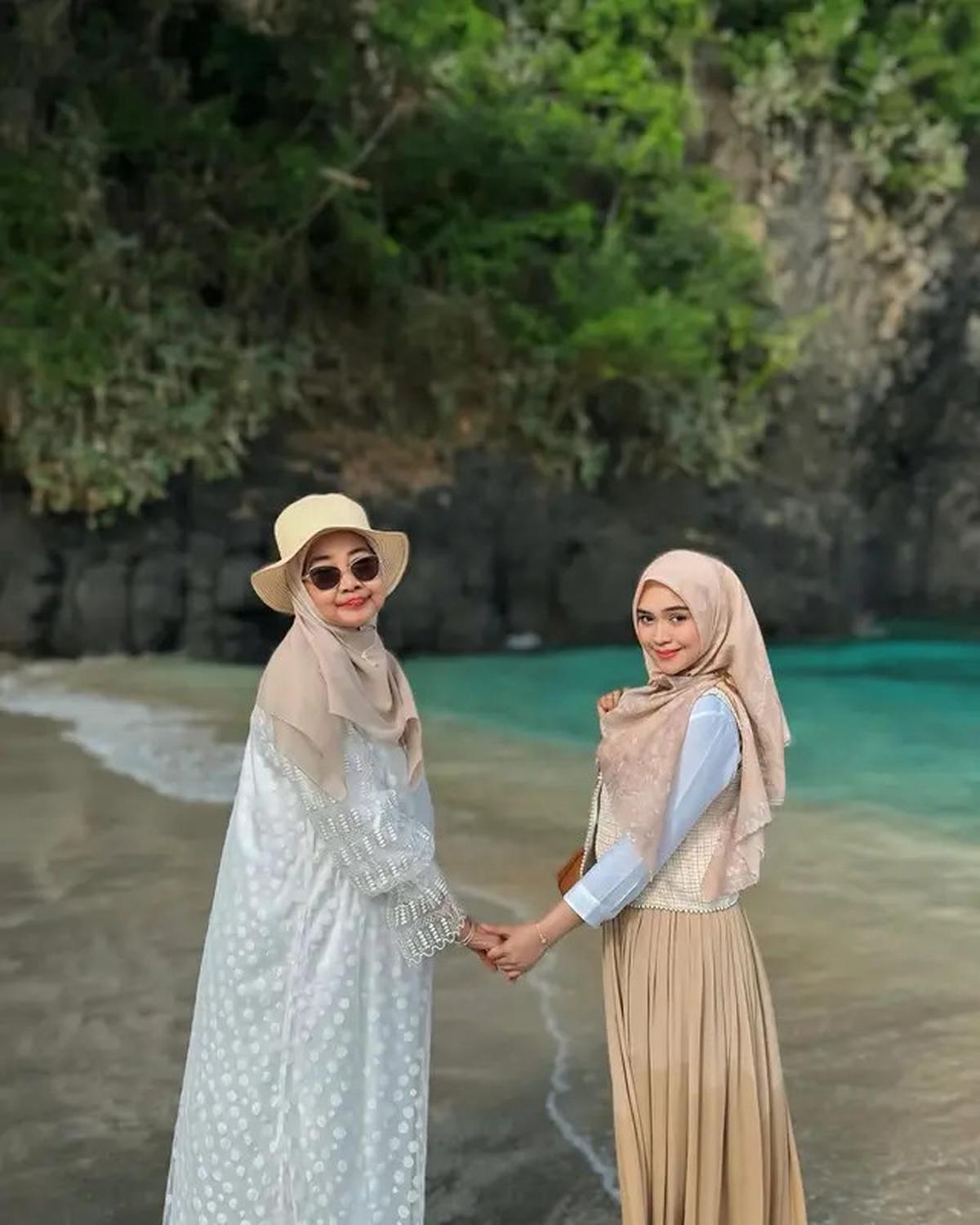7 Potret Ria Ricis dan Moana Liburan Lebaran di Bali dan Sumba, Nikmati Keindahan Alam