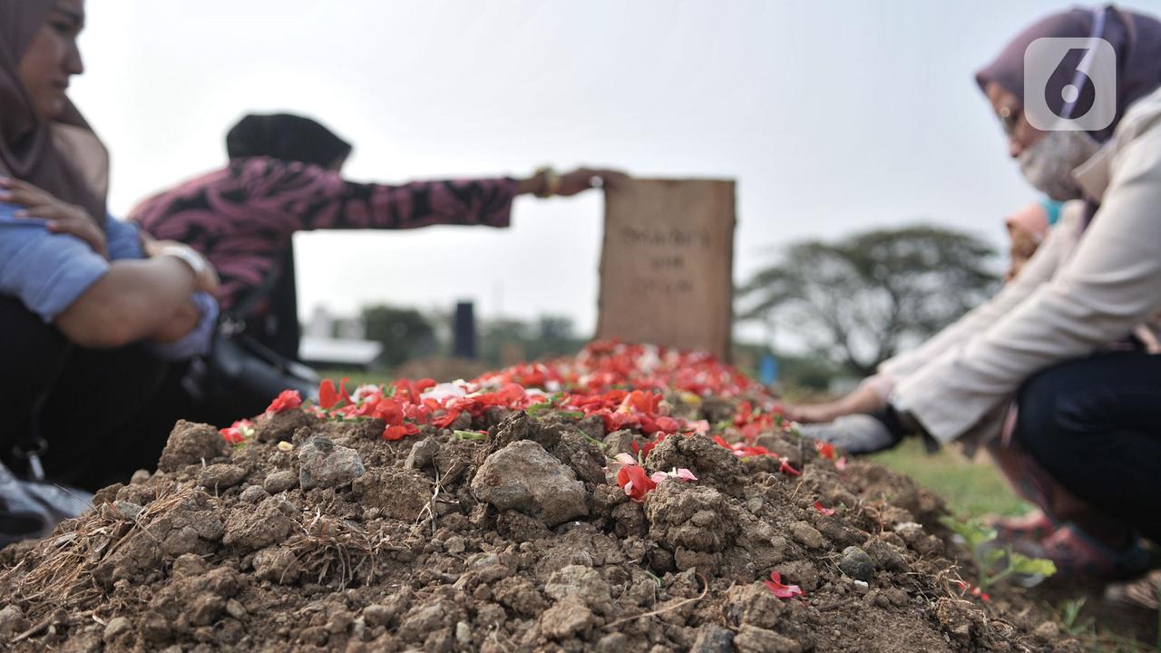 PSBB Transisi, Pemakaman Korban Covid-19 di TPU Tegal Alur Meningkat