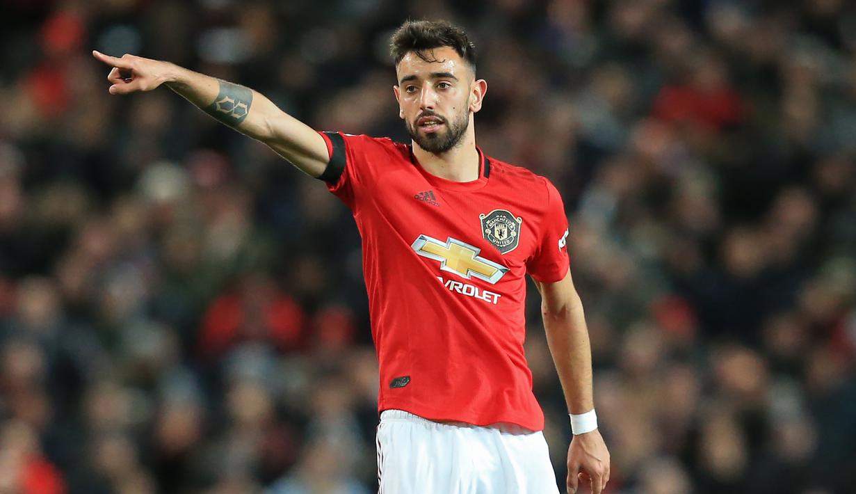 1. Bruno Fernandes (7 gol dan 4 assist) : Manchester United melaju ke semi final Liga Europa berkat gol tunggal yang dicetak Bruno Fernandes ke gawang Copenhagen di perempat final. Gol itu juga membuat pemain asal Portugal ini menjadi top skor sementara Liga Europa musim ini. (AFP/Lindsey Parnaby)