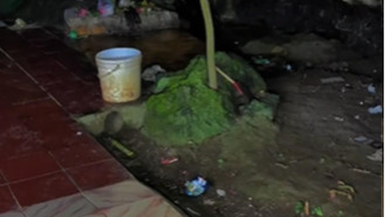 Ingin Menjadi Orang Terkenal, Ini Potret Pemandian Pejabat dan Artis di Gua Cilacap, Dalamnya Banyak Celana Berserakan