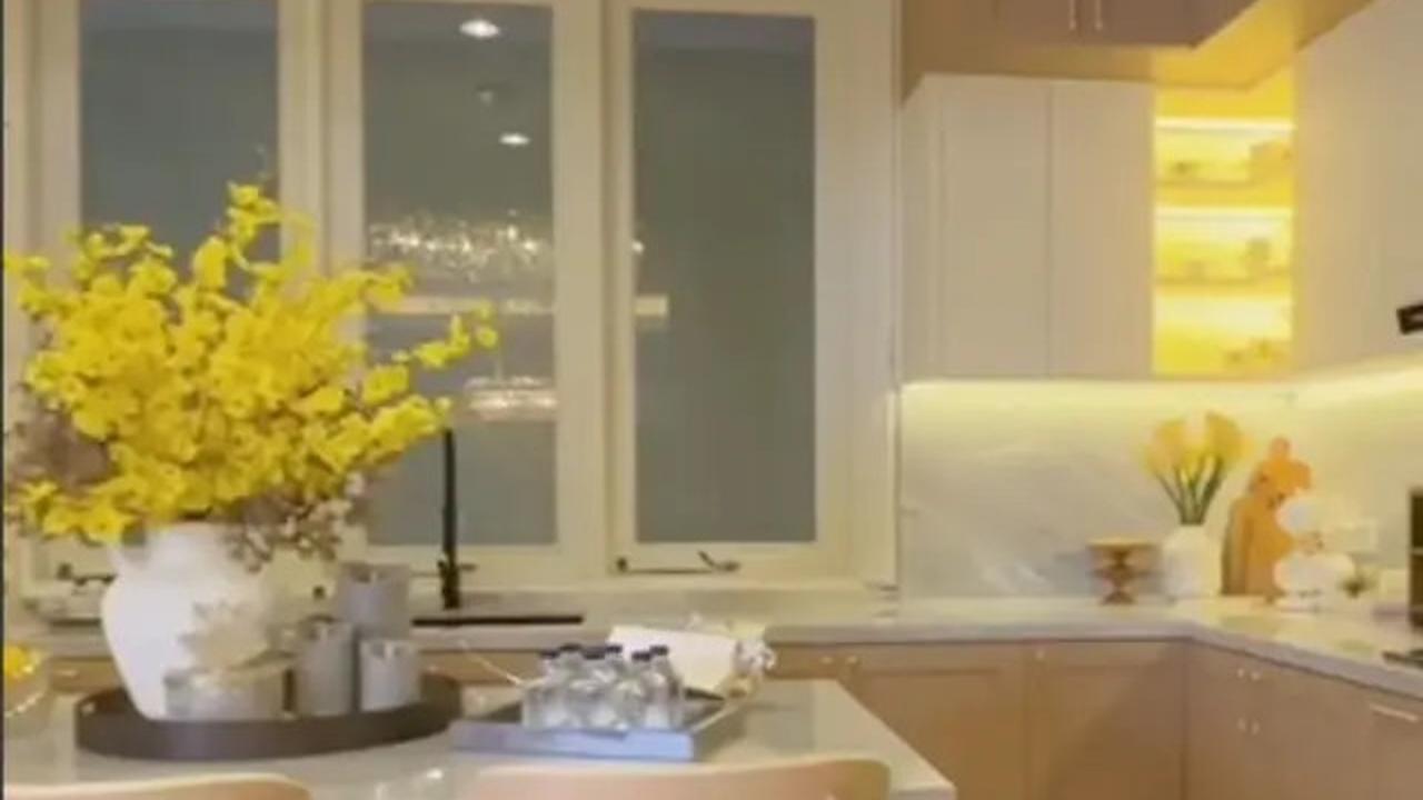 Desain Dapur Mewah Olla Ramlan di Rumahnya yang Senilai Rp 50 Miliar