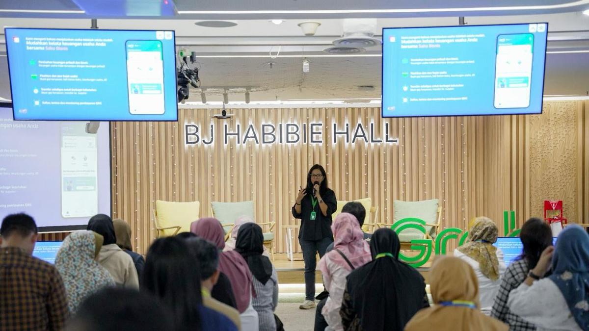 Bank Raya Kenalkan Saku Bisnis ke Mitra Grab Merchant