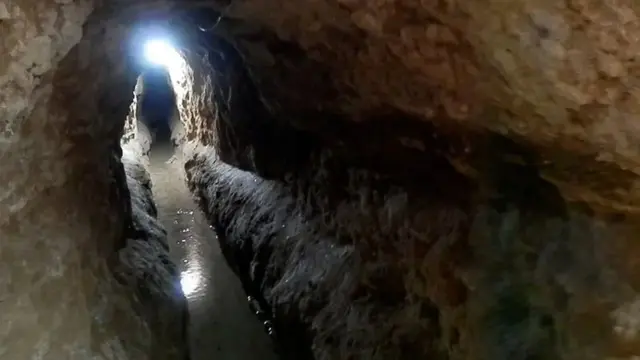 Sistem irigasi kuno qanat