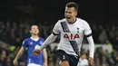 Pemain Tottenham Hotspur, Dele Alli merayakan gol pada lanjutan Liga Premier Inggris di Stadion Goodison Park, Liverpool, Senin(4/1/2016) dini hari WIB. (Reuters/Andrew Yates)  
