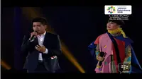 Bams Samson dan Lea Simanjuntak di Closing Ceremony Asian Games 2018. [foto: vidio.com]