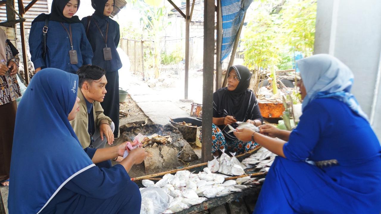 SIG Berdayakan Puluhan UMKM di Tuban, Pastikan Masyarakat Mandiri dan Berdaya Saing