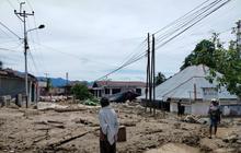 Ketakutan Banjir Bandang Maninjau Agam Meningkat, Puluhan Keluarga Mengungsi