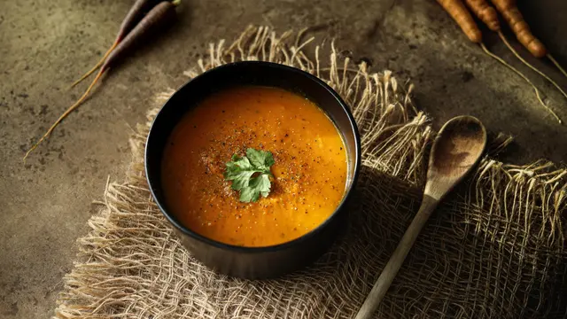 Resep Sup Wortel Jahe, Pilihan Tepat untuk Hidangan Hangat Bernutrisi