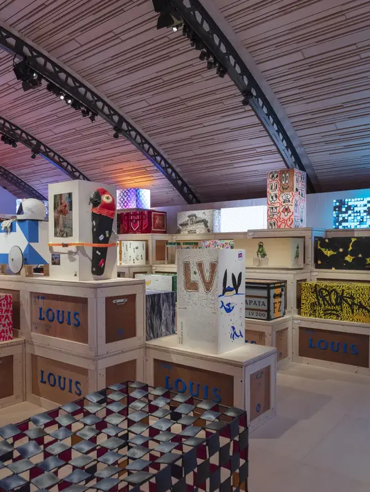 Semua hasil lelang akan digunakan untuk mendanai program beasiswa yang didirikan oleh Louis Vuitton (Foto: Louis Vuitton)