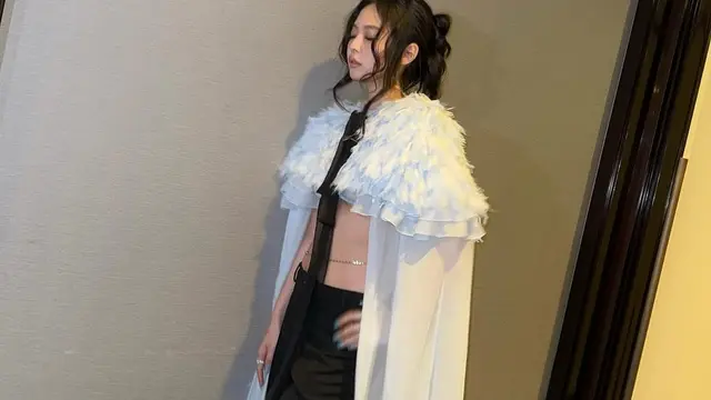 Potret Jennie BLACKPINK Pertama Kali Hadiri Paris Houte Couture Week 2025.(instagram/jennierubyjane)