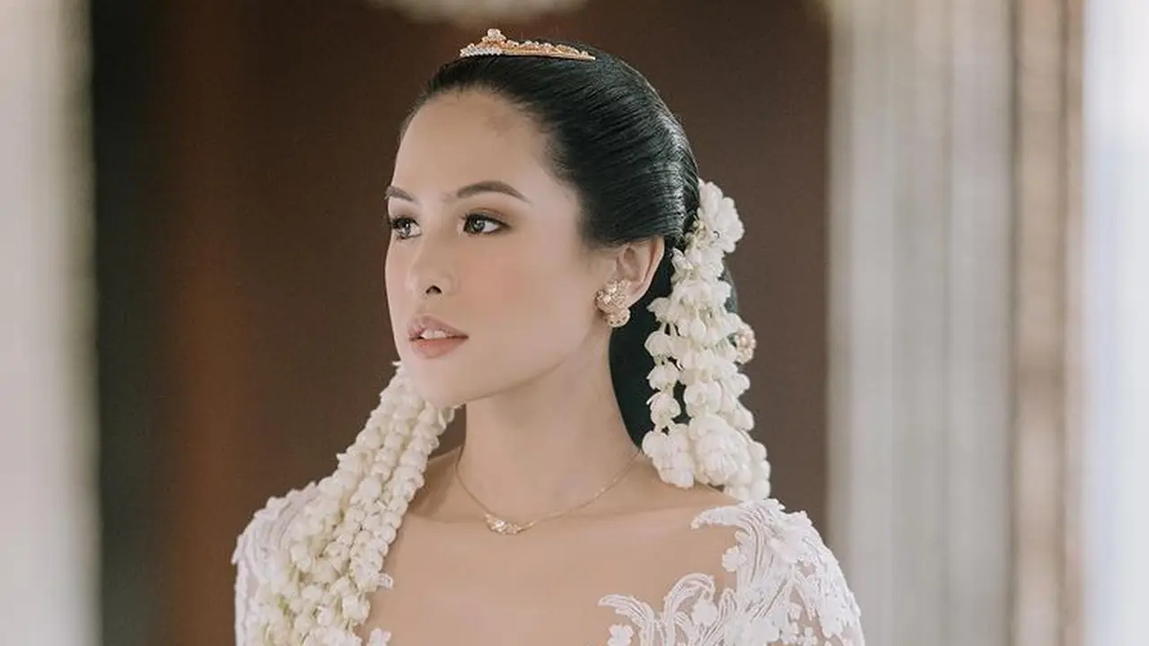 Maudy Ayunda menikah. (Foto: Instagram/maudyayunda)