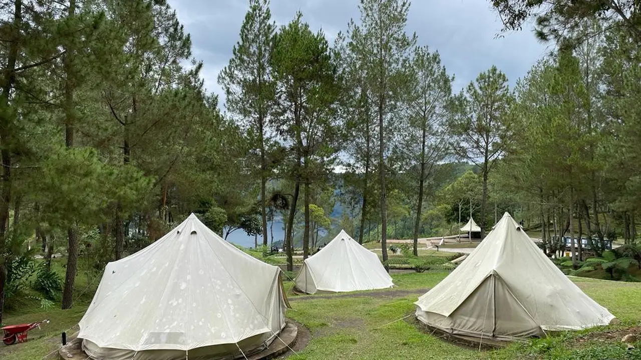 Ilustrasi tenda