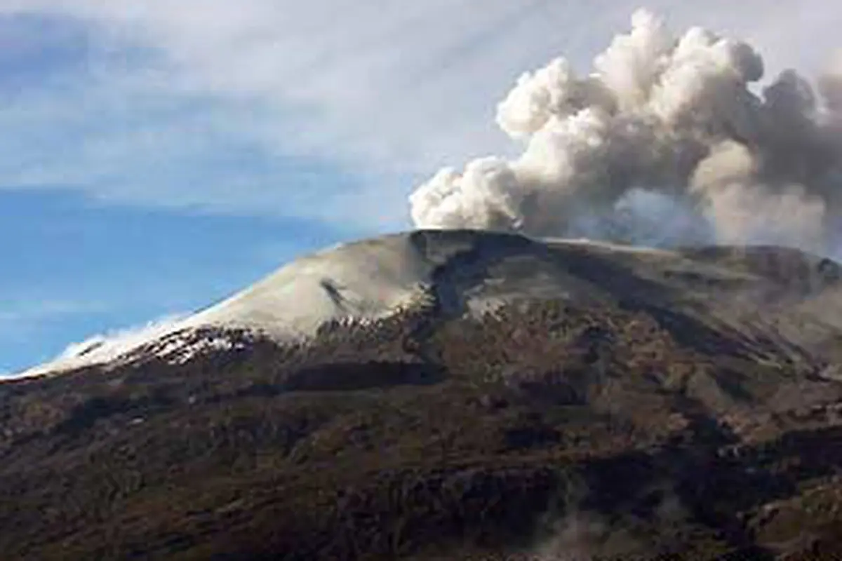 120530bvolcano.jpg