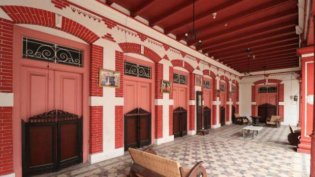 Mengenal Kampung Kemasan, Wisata Bersejarah di Gresik ...