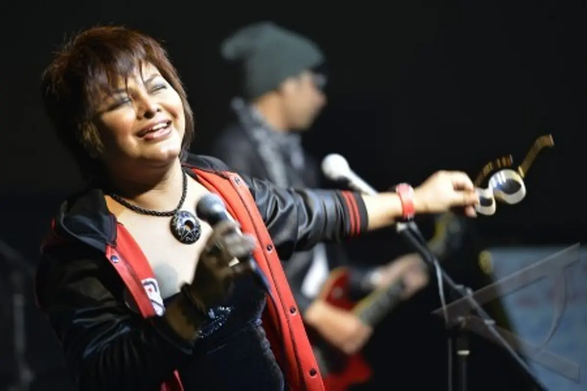 Pedangdut Lawas yang Punya Gaya Tiada Duanya