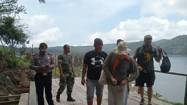 WNA Rusia Nekat Hendak Daki Gunung Sinabung