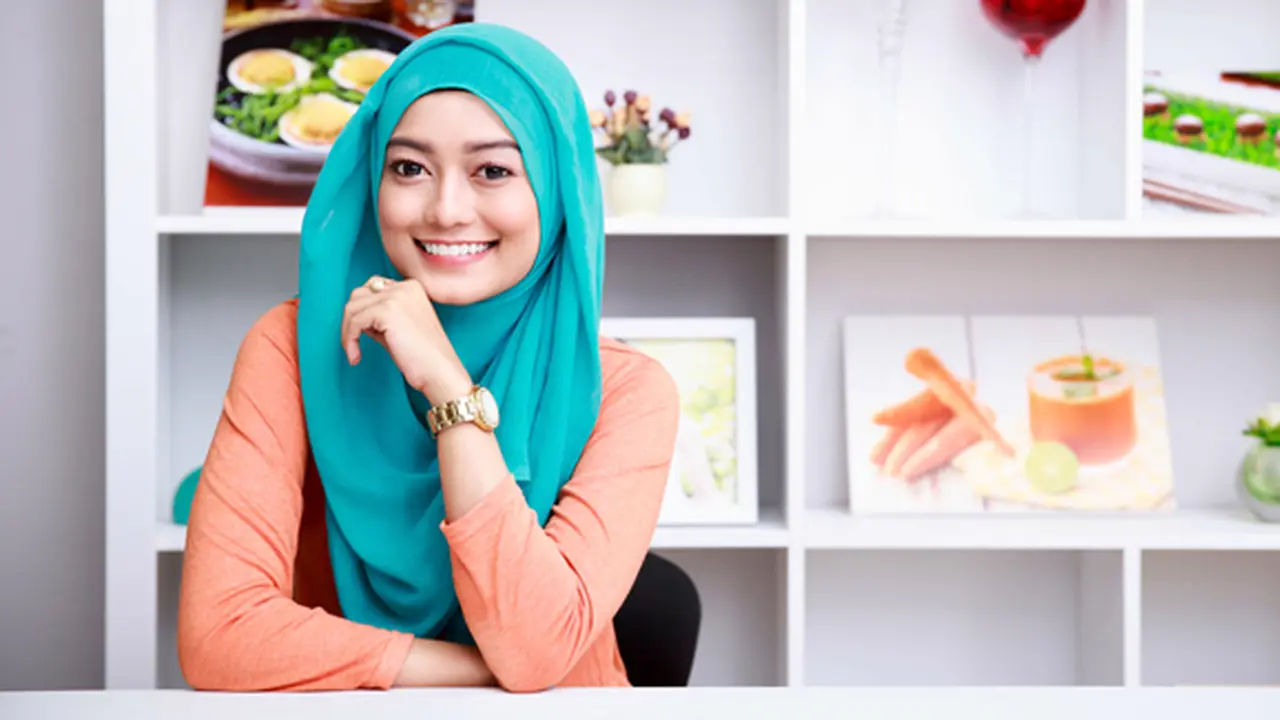 Makin cantik dengan hijab monochrome ©shutterstock