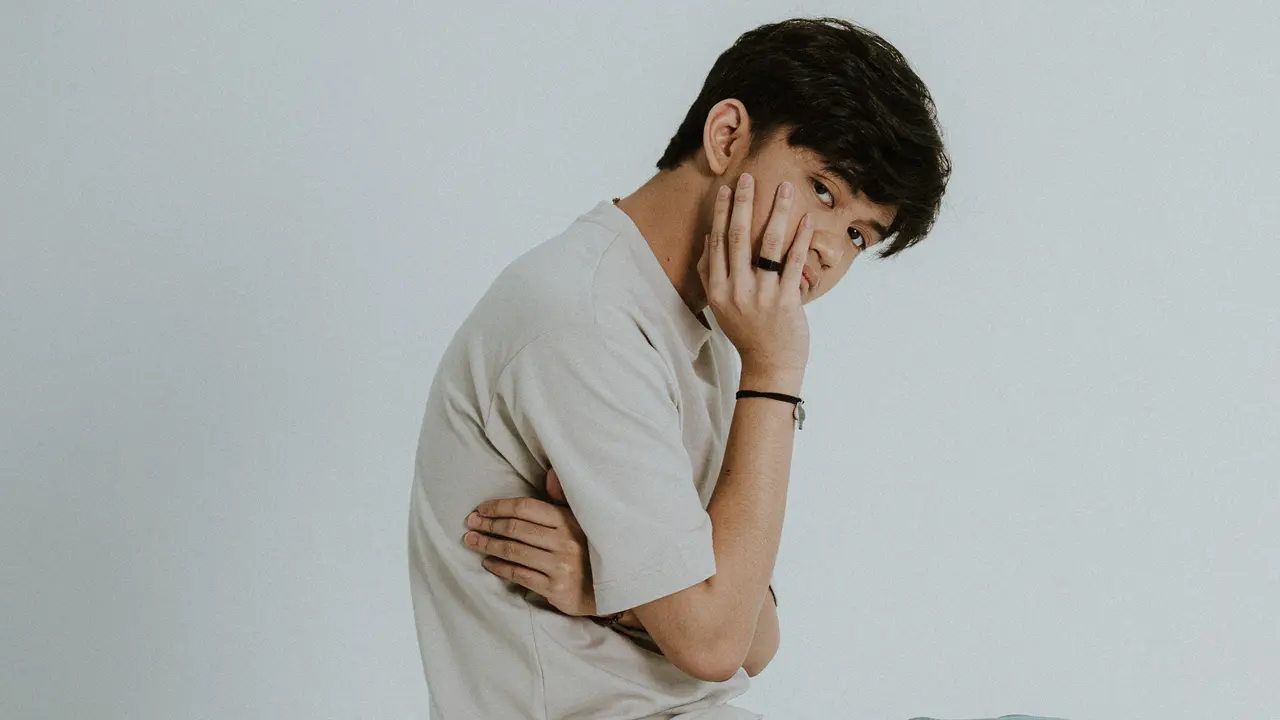 Arash Buana meluncurkan single Anything 4 U. (IST/ Dok. Arash Buana)