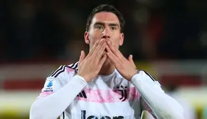 Dusan Vlahovic Memprioritaskan Barcelona, Manchester United Gigit Jari