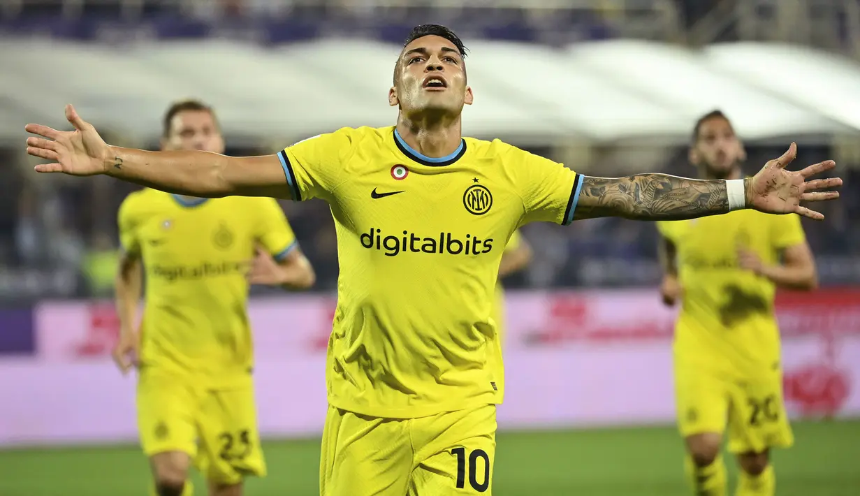 Kemenangan juga berpihak pada rival sekota AC Milan, Inter Milan saat bertandang ke markas Fiorentina di Artemio Franchi, Minggu (23/10/2022) dini hari WIB. (AP/LaPresse/Massimo Paolone)