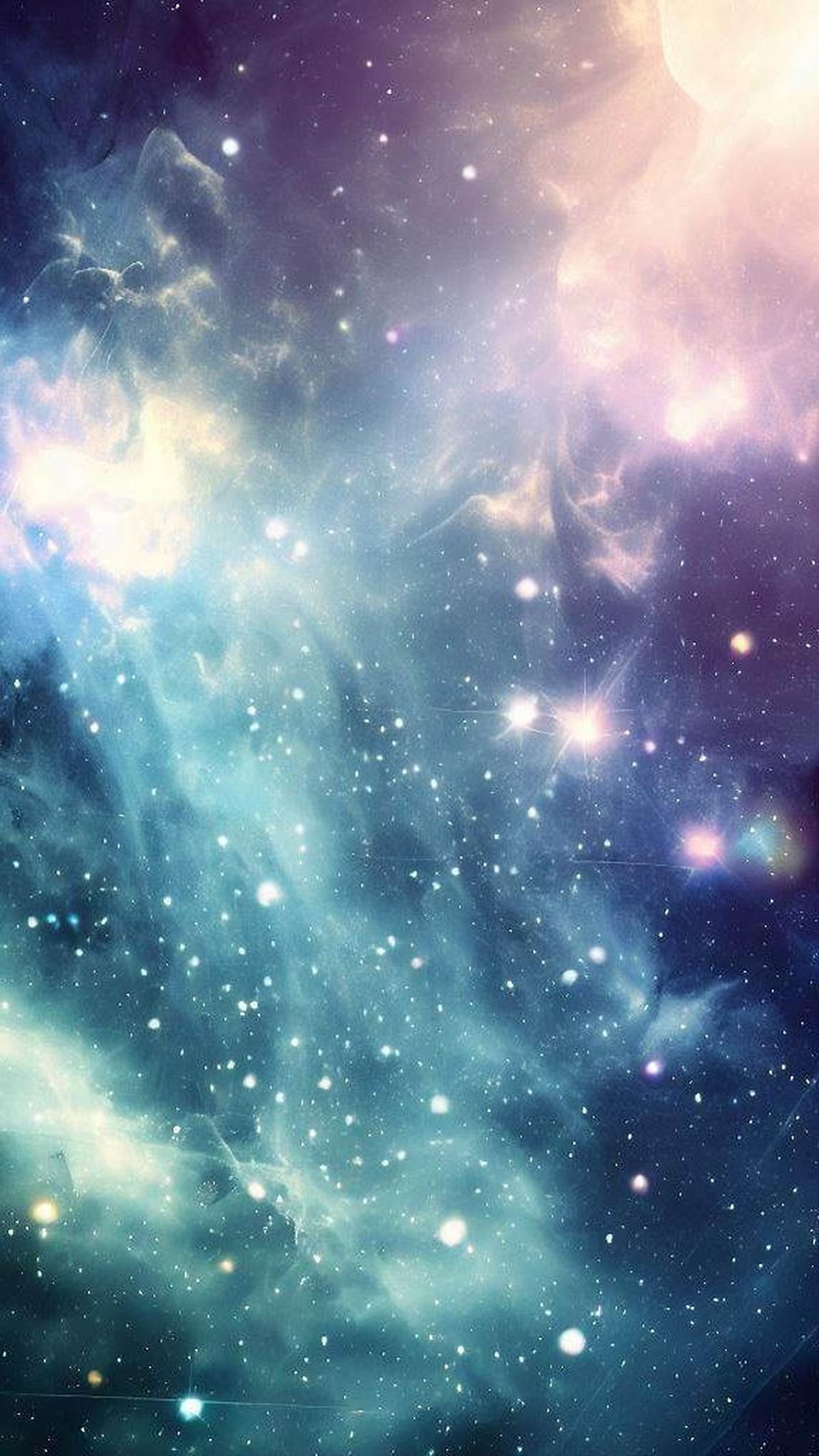 Perkembangan Jalur Sutra membawa sistem astrologi asing ke China, dan beberapa teori astrologi India diadopsi di Asia Tengah, Dataran Tinggi Iran, dan China bersamaan dengan penyebaran agama Buddha. Ahli astronomi Islam awal juga memasukkan teori-teori In