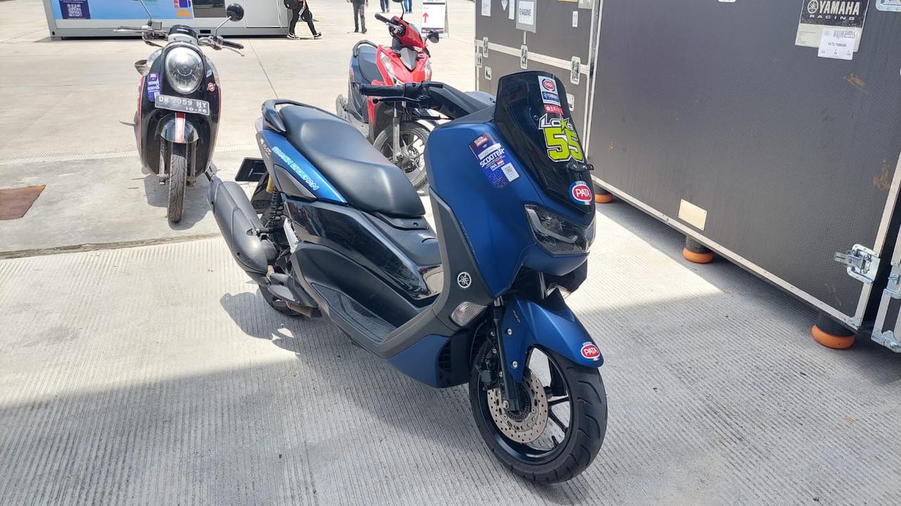 Melihat Ubahan Yamaha NMax yang Jadi Motor Operasional di Paddock Pata Yamaha WSBK 2022 (Arief A/Liputan6.com)