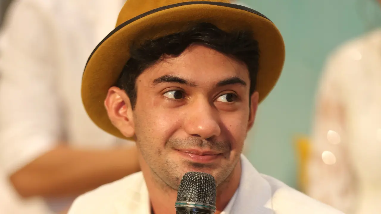 [Fimela] Reza Rahadian