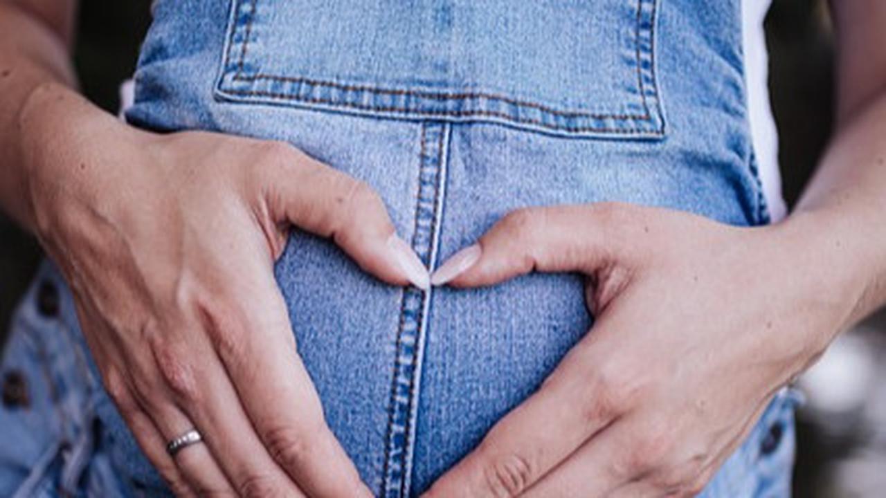 Manfaat Sit Up Saat Hamil Muda dan Tipsnya, Perhatikan Keamanannya