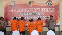 Polisi Tangkap 4 Selebgram Waria yang Promosikan Judi Online di Batam