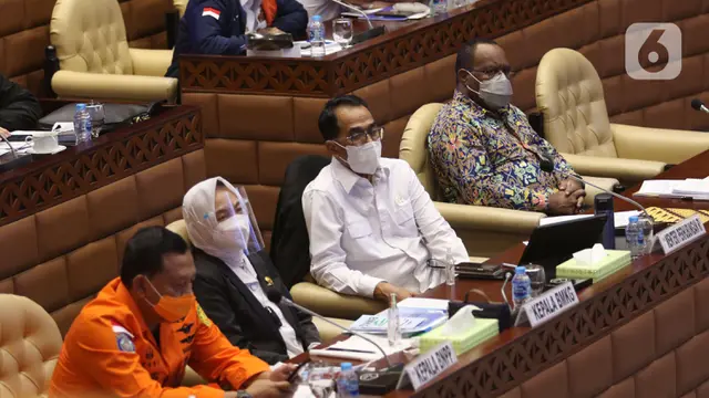 FOTO: Pemerintah dan DPR Bahas Persiapan Nataru