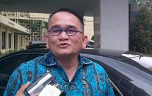 Ruhut soal pasal kretek: Harusnya rokok putih juga ditolak dong!