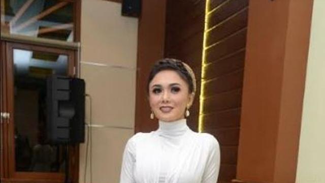 Yuni Shara (Foto: Surya Hadiansyah )