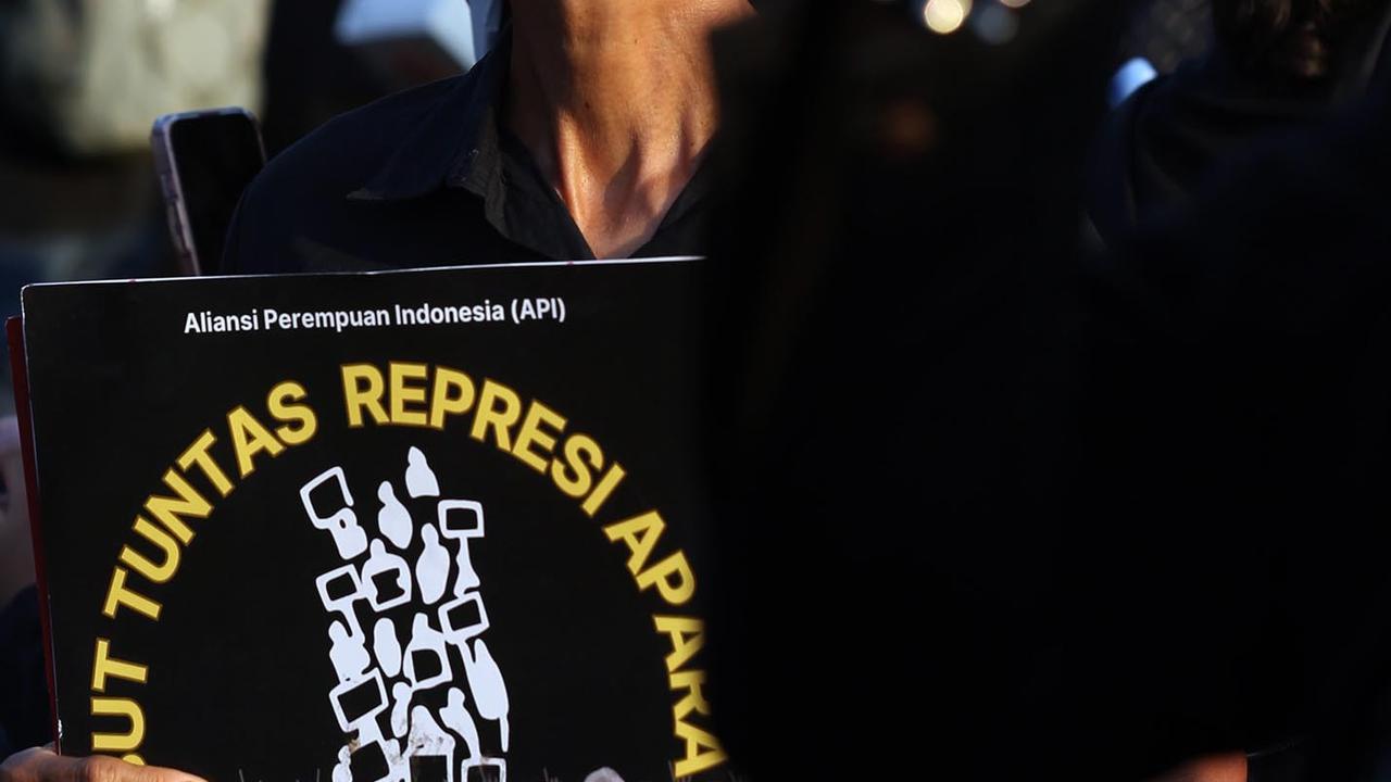 FOTO: 21 Tahun Munir, Aksi Kamisan Tuntut Keadilan di Tengah Gelombang Protes