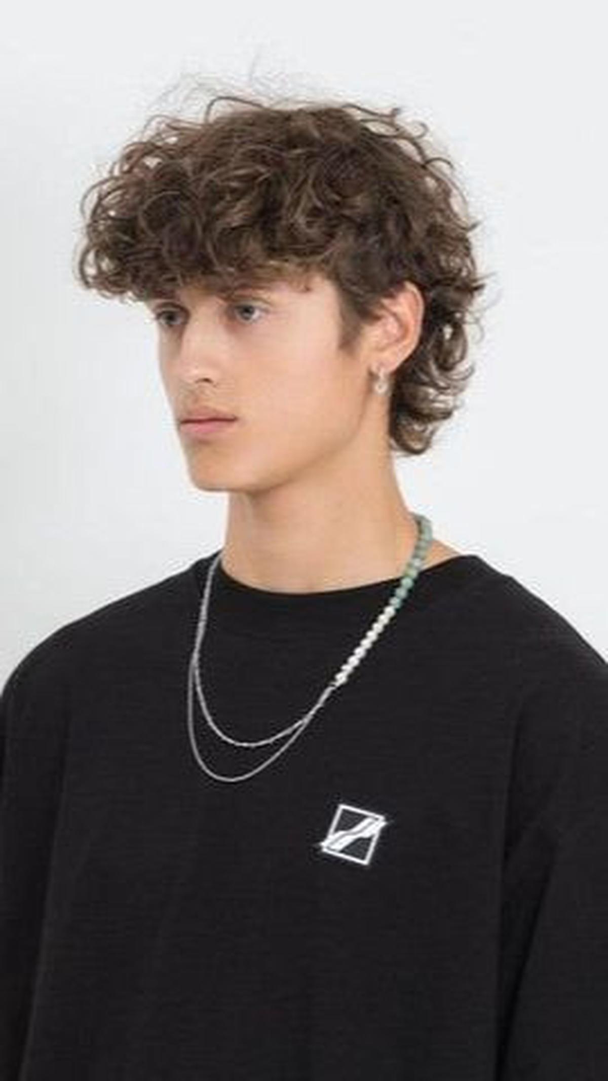 <b>Gaya Rambut Fluffy</b>