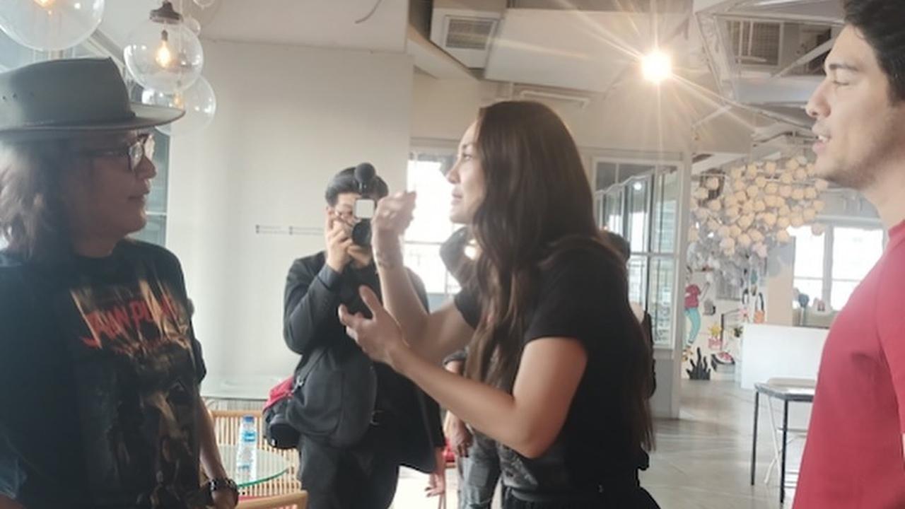 Seniman Sujiwo Tejo Ungkap Luna Maya Lagi Hobi Pamer Punya Suami ke Mana-Mana