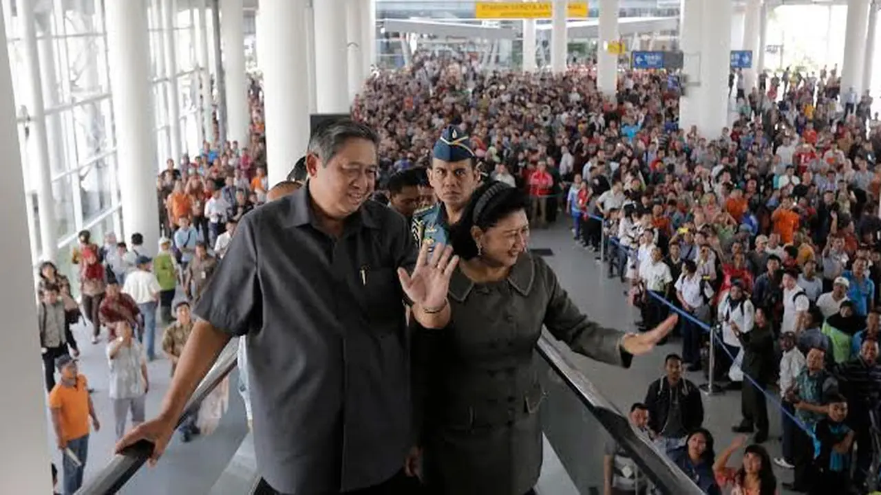 foto-presiden-kereta-kualanamu-4-140126a