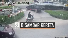 Detik-detik truk disambar kereta api di Thailand terekam kamera CCTV. Truk nahas tersebut melanggar palang yang sudah menutup. Beruntung sopir dan penumpang tak terluka serius.