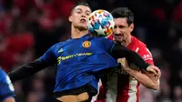 Atletico Madrid dan Manchester United harus puas bermain imbang 1-1 pada laga leg pertama 16 besar Liga Champions di Estadio Wanda Metropolitano, Kamis (24/2/2022) dini hari WIB. (AP Photo/Manu Fernandez)