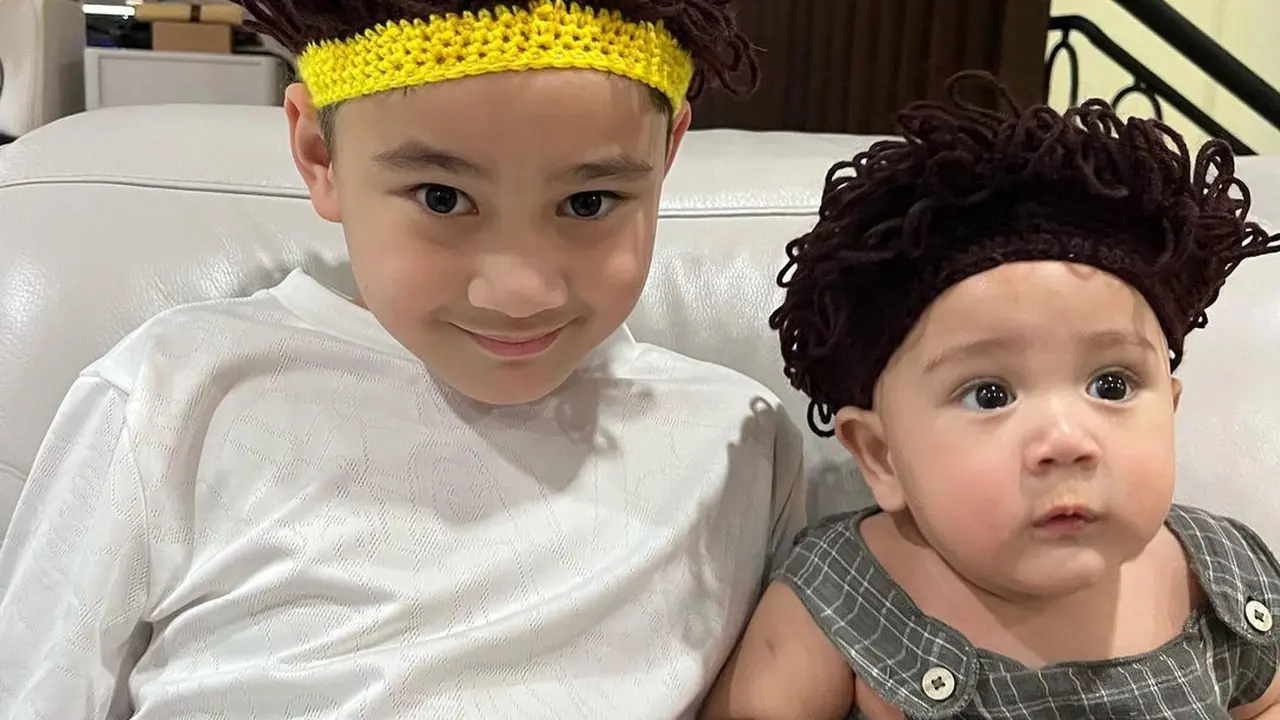[Fimela] Rafathar Malik Ahmad dan Rayyanza