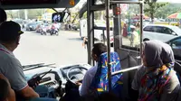 Perum DAMRI ditunjuk sebagai operator untuk operasional bus Trans Rafflesia Bengkulu (Liputa6.com/Yuliardi Hardjo)