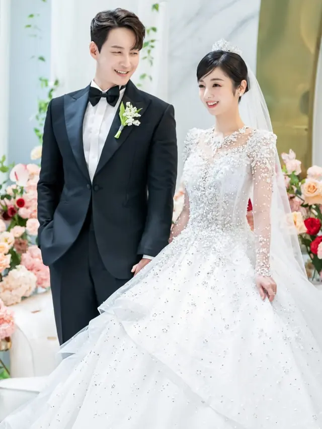 Shim Hyung Tak dan Hirai Saya