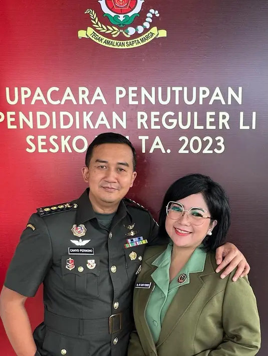 "Puji Tuhan semua masih asli, tidak ada operasi. Tuhan sudah memberikan saya wajah seperti ini, Patut disyukuri," tulisnya.  [Instagram/cahyo.permono]