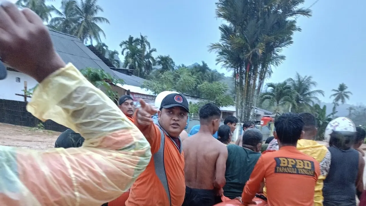 Banjir Bandang Terjang Tapanuli Tengah