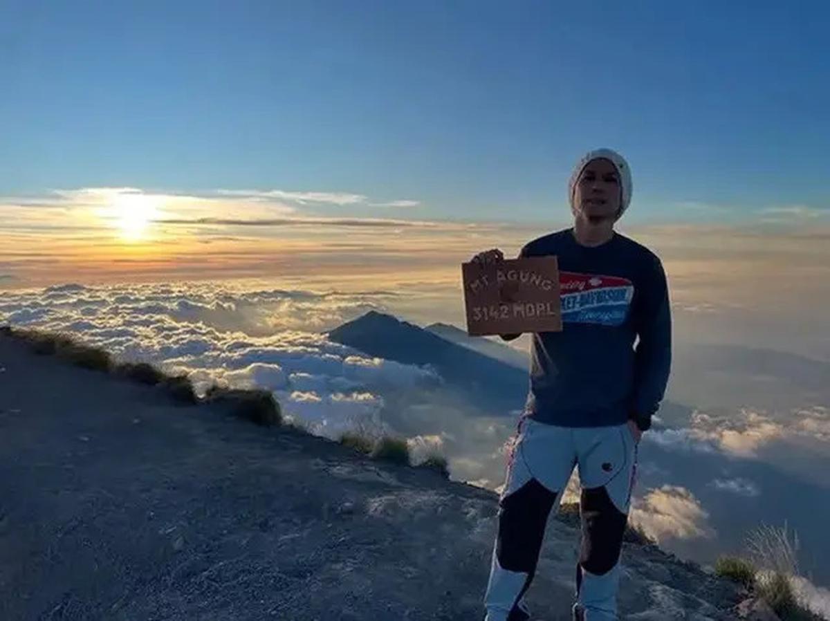 Foto-foto Penampilan Chef Juna di Usia 50 Tahun, Makin Berkharisma