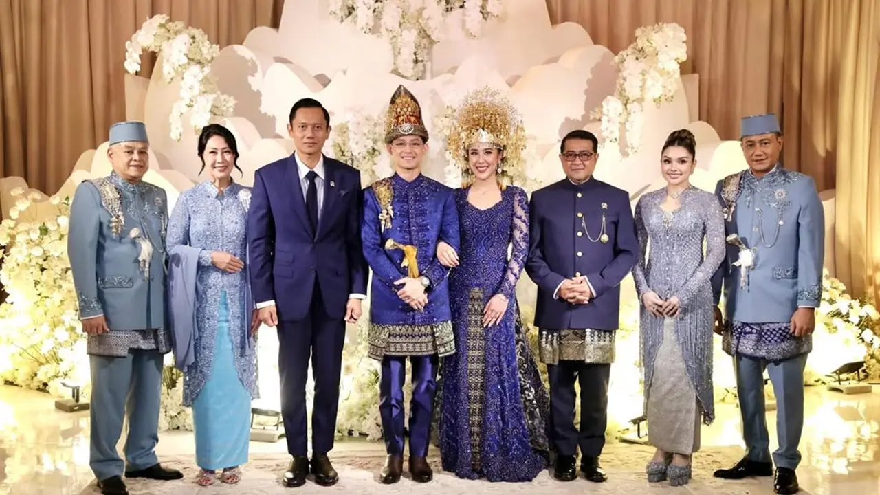 8 Potret Tamu Publik Figur di Pernikahan Teuku Rassya dan Cleantha Islan