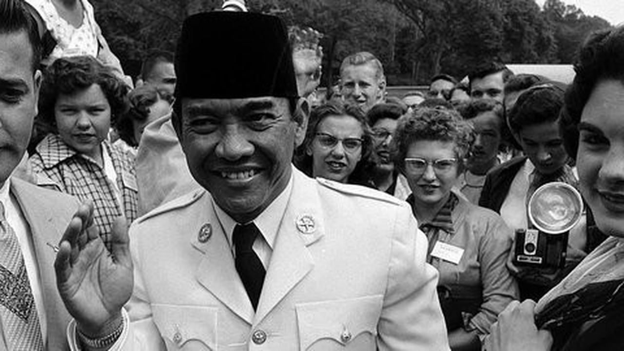 Kisah lucu ajudan Soekarno kaget lihat bendera merah putih di Wina